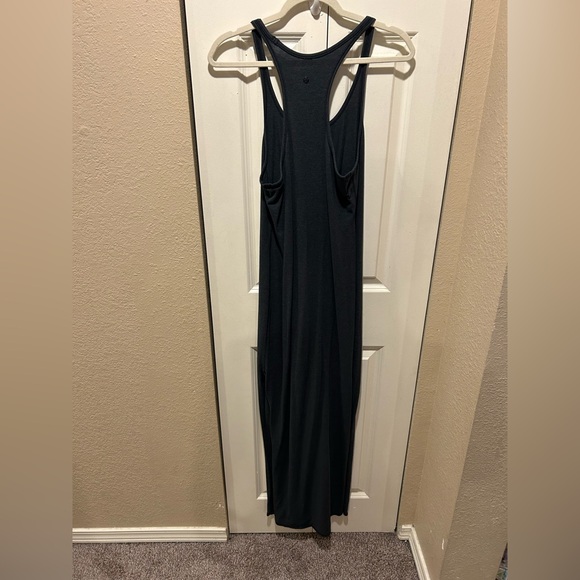 Lululemon Refresh Maxi Dress in Charcoal ,size 6 - Picture 8 of 11